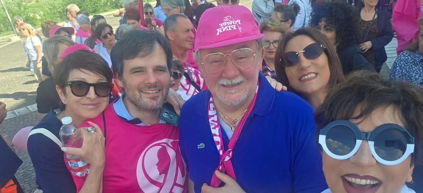 Pietrelcina, oltre tremila persone alla quarta edizione della Fiaccolata Rosa