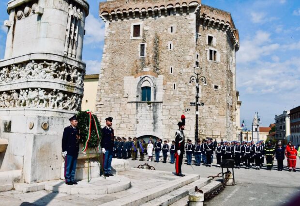 2 giugno a Benevento: 80 anni della Repubblica tra schieramento interforze e ricordo dei caduti