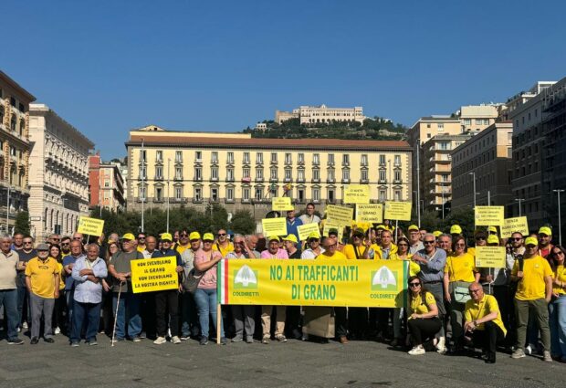Coldiretti Avellino in piazza a Napoli: allarme per le filiere del grano e dell’olio. Barbati: Prodotti strategici per l’Irpinia con  prezzi sotto i costi di produzione