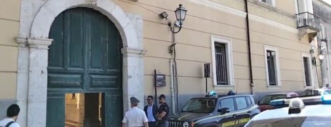 Polizia e Guardia di Finanza a Palazzo Mosti