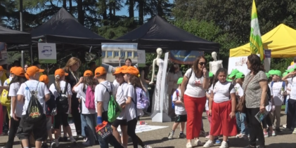 Festa dell’Ambiente, 1.700 studenti in Villa Comunale per la quinta edizione. Verde pubblico, Picucci: in attesa del Gestore Unico