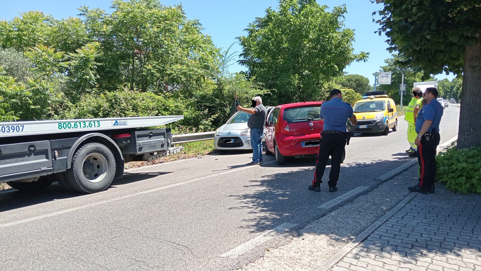 Incidente sull’Appia a Contrada Iannassi: tre auto coinvolte, tre feriti