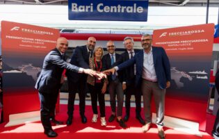 Gruppo Fs, Linea Av/Ac Napoli – Bari: attivo Frecciarossa diretto Campania – Puglia