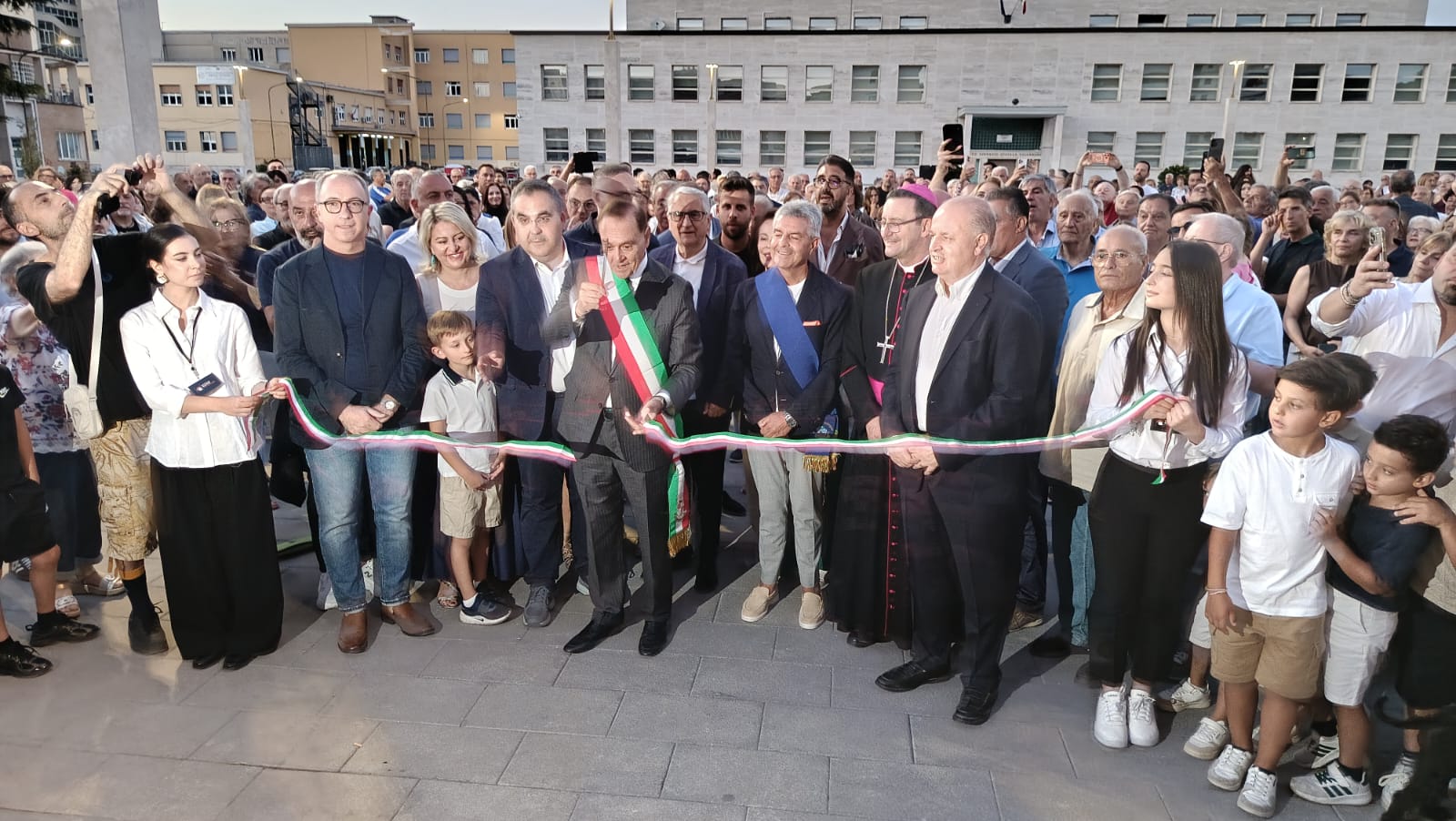 Et voila, ecco la nuova Piazza Risorgimento