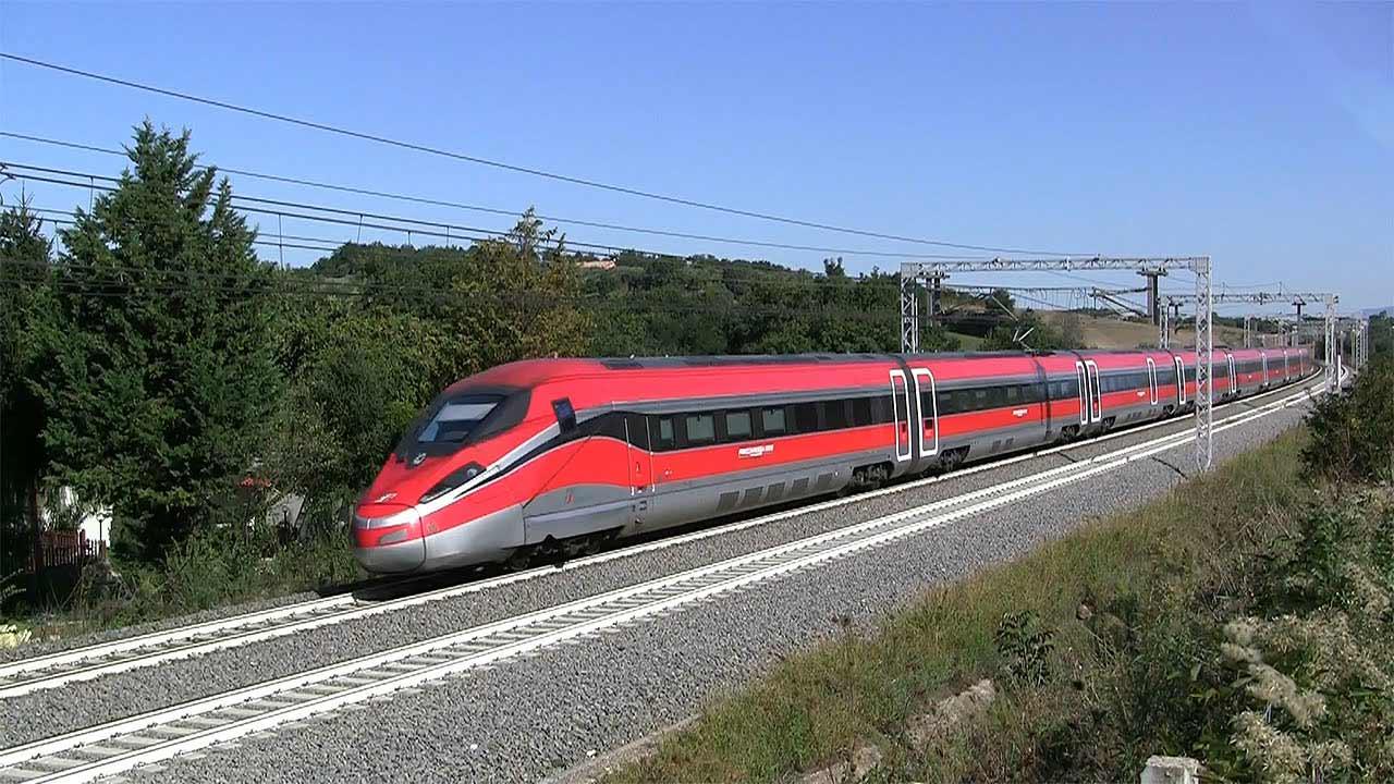 Napoli Afragola e Frasso Telesino, da sabato nuove fermate per i treni del Regionale