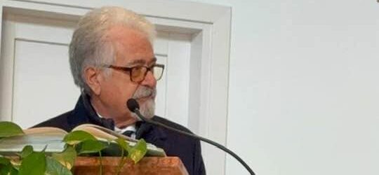 Sant’Arcangelo Trimonte, sindaco aggredito in Municipio: solidarietà dal sindaco di Ceppaloni