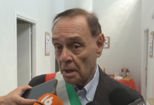 Dipartita Peppino Di Capri, Mastella: “Piango un amico, suo inconfondibile stile musicale ci accompagnerà sempre”