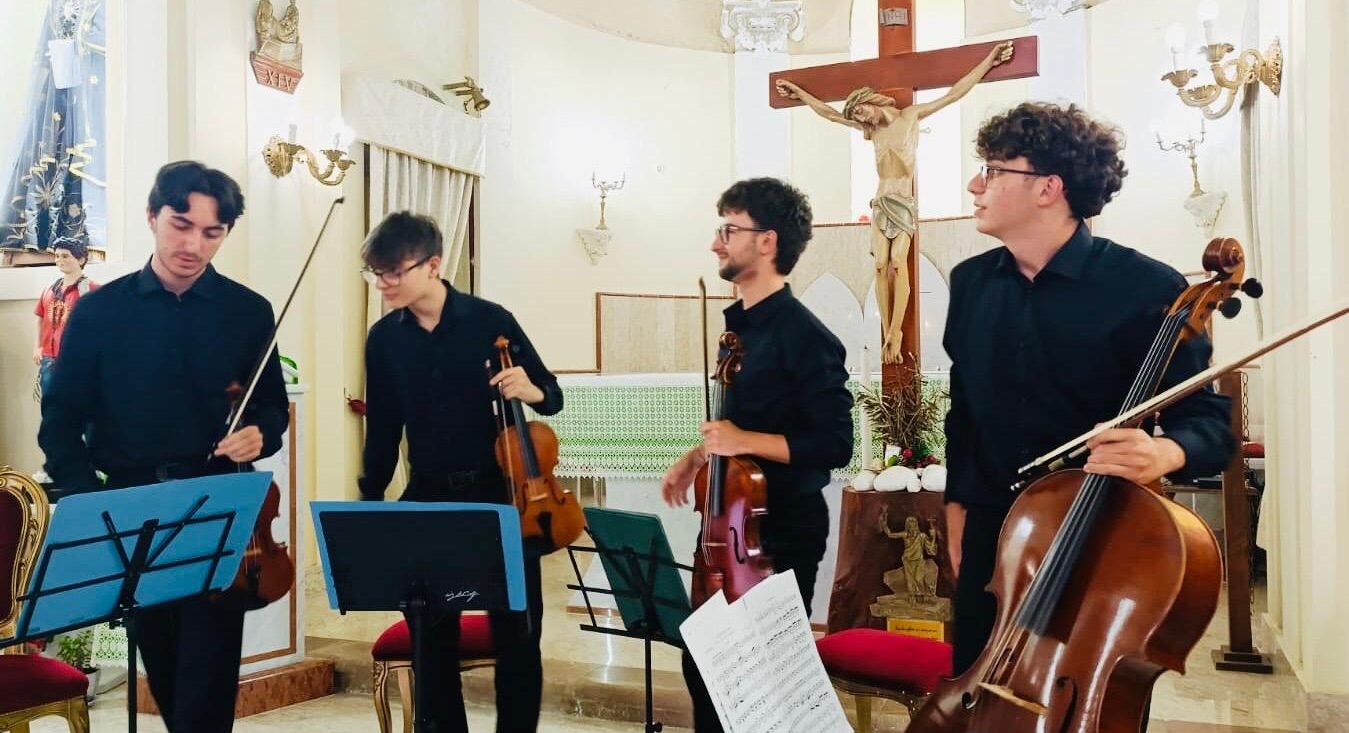 “I Virtuosi Sanniti” incantano il pubblico di Torrioni con la musica di Mozart e Dvořák
