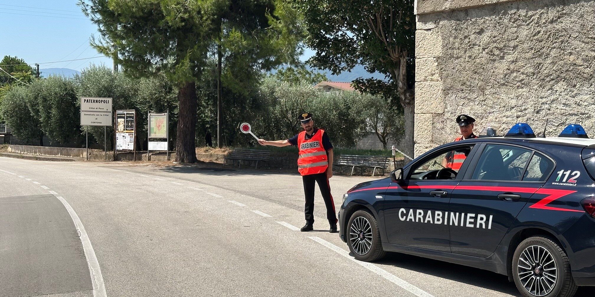 Montella, controlli straordinari dei Carabinieri: una denuncia per guida in stato di ebbrezza e tre segnalazioni per droga