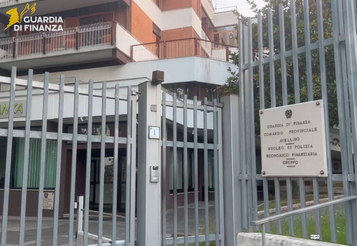 Avellino, sventata truffa del falso Carabiniere: arrestato un uomo mentre tentava di ritirare gioielli e contanti